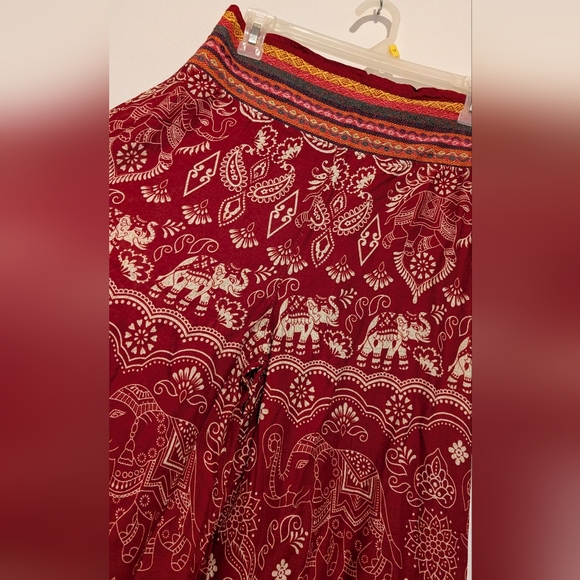 Kathmandu Red Boho Pants Women's Standard Size New With Tags. - Picture 3 of 12